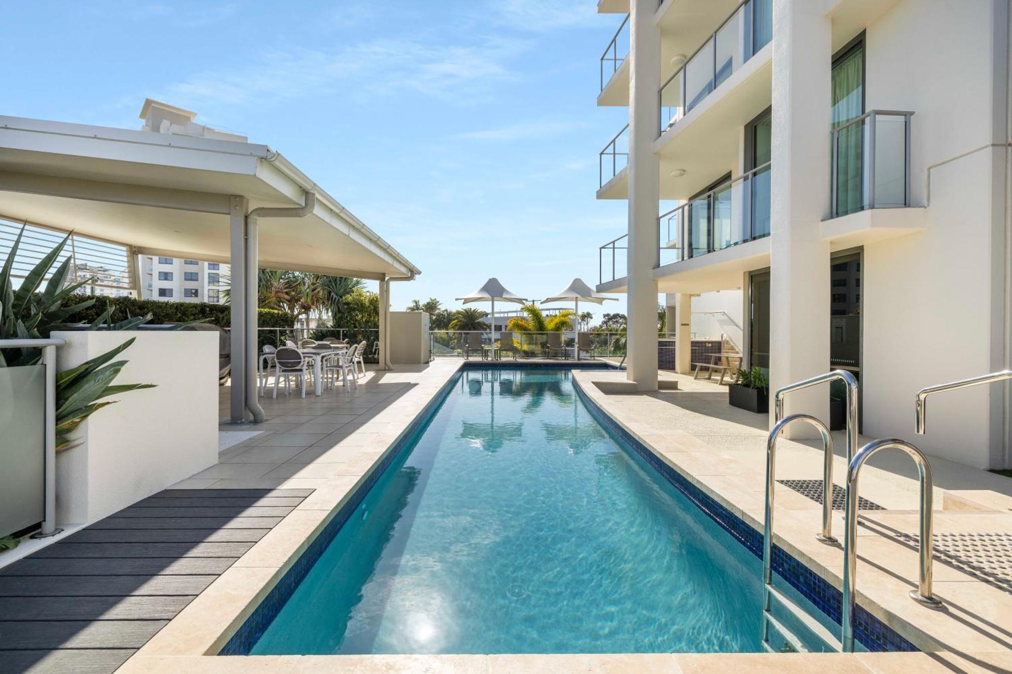 Beach On Sixth Maroochydore Exterior photo